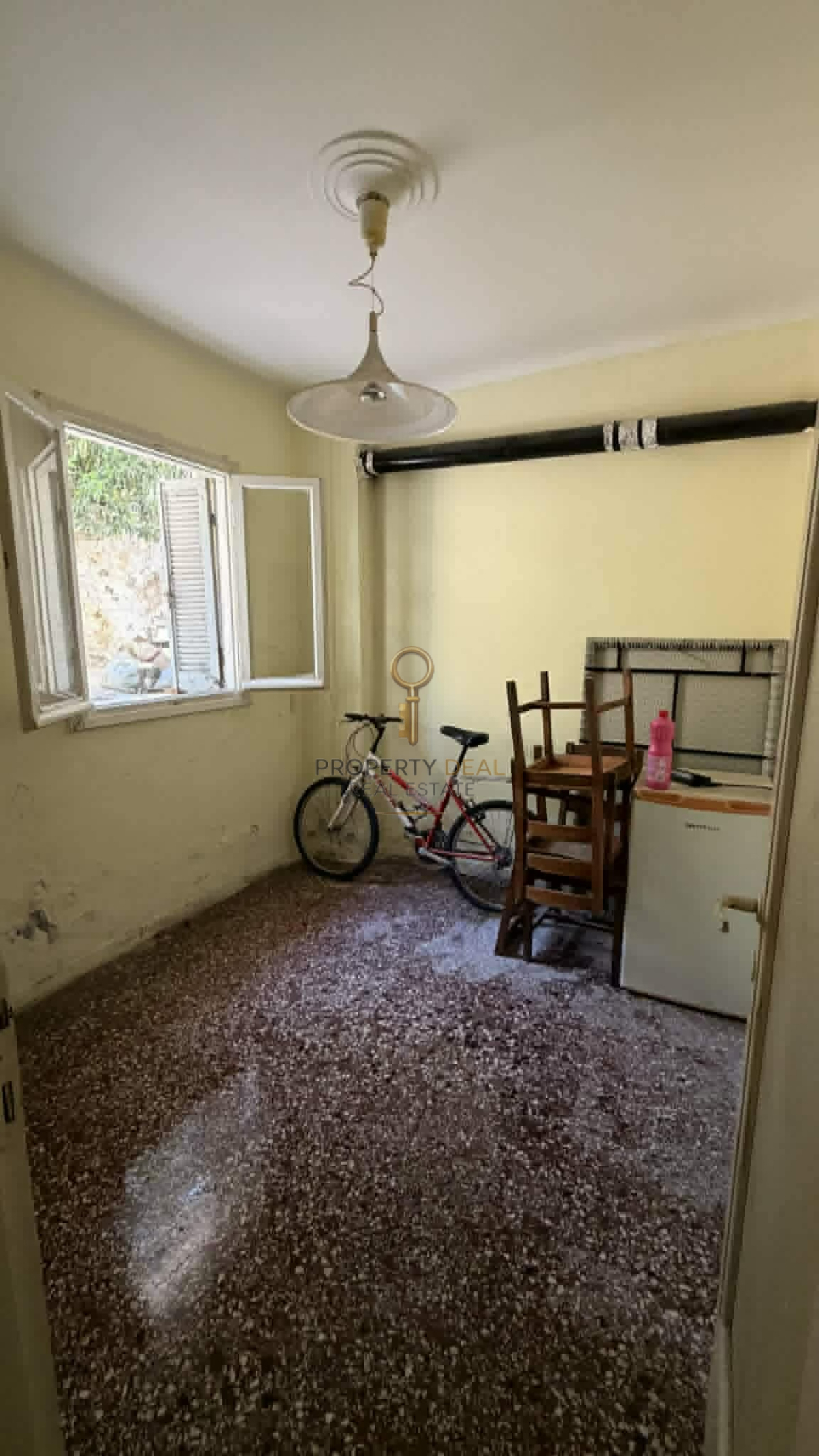 property-img