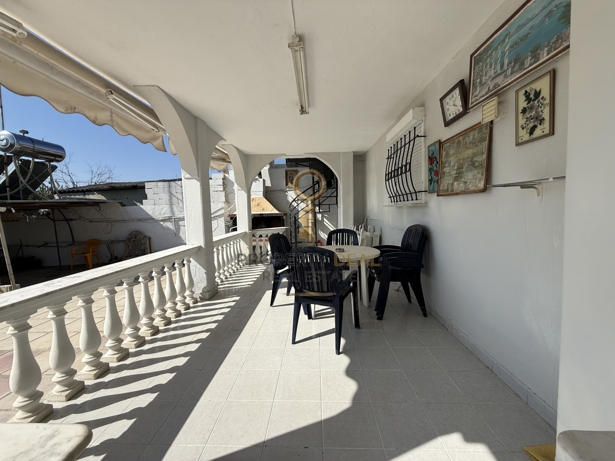property-img